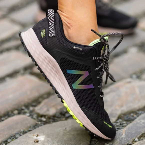 New Balance Gortex Trail - Picture 3 of 9